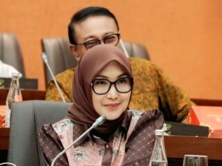 PKB Dukung Langkah Menkeu Hentikan Impor Pakaian Bekas