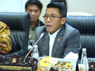 Misbakhun Nilai Industri Tembakau Belum Diperhatikan Pemerintah