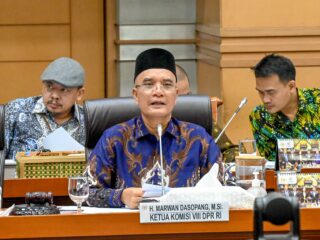 DPR dan Pemerintah Sepakat Turunkan BPIH, Kualitas Layanan Haji Tetap Dijaga