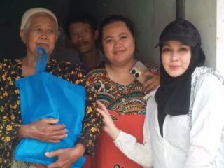 Dina Lorenza Resapi Makna Kunjungan Dapil di Banyuwangi
