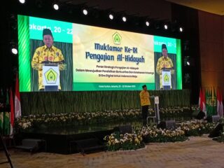 Sekjen Golkar Tegaskan Peran Ibu Cerdas di Muktamar Al Hidayah