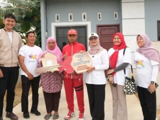 Melati Gerindra Serahkan Rumah Layak Huni untuk Atlet Disabilitas