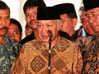GEMAS Geram! Usulan Soeharto Jadi Pahlawan Dinilai Skandal Politik