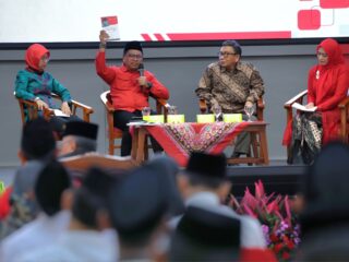 Gus Mis Sebut Bung Karno Santri Sejati Nusantara