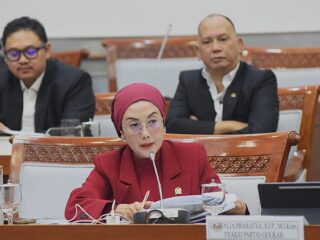 Selly Desak Revisi Jadwal Masyair Demi Keselamatan Jemaah