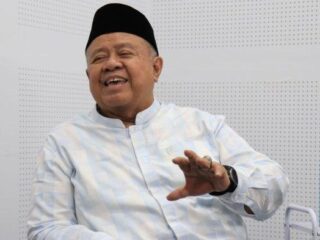 Menempatkan Guru sebagai Pilar Martabat Bangsa Melalui Revisi Komprehensif RUU Sisdiknas