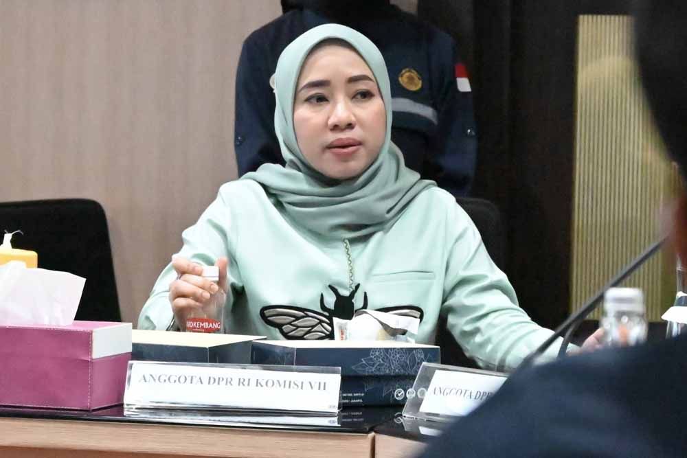 Anggota Komisi XII DPR RI, Ratna Juwita Sari,