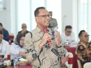 Usman Husin Desak Menteri Kehutanan Raja Juli Mundur